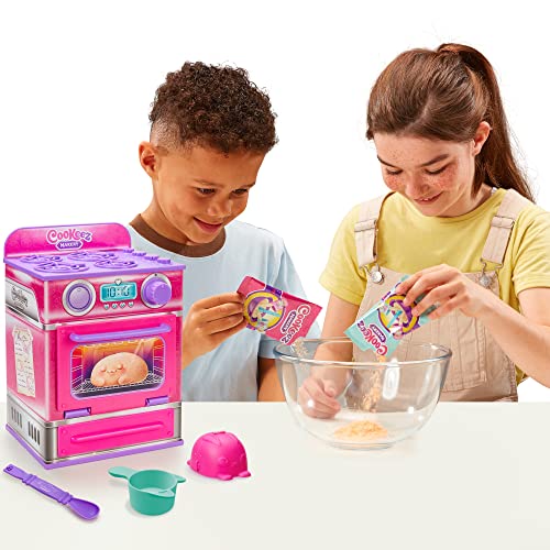 Cinnamon Treatz Oven – Interactive Bake & Reveal Oven Playset with Mystery Scented Plush (Cinnamon Pooch, Fondant Feline, or Strawberry Swirl), Mixing Tools, Dough, & Accessories, 5+