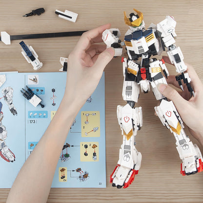 Transforming Robot Building Set for Adults, 2 in 1 City Warrior Mech & Fighter Jet Building Toy Model, 952 Pcs Creative Collectible Gift for Boys Kids 8-12