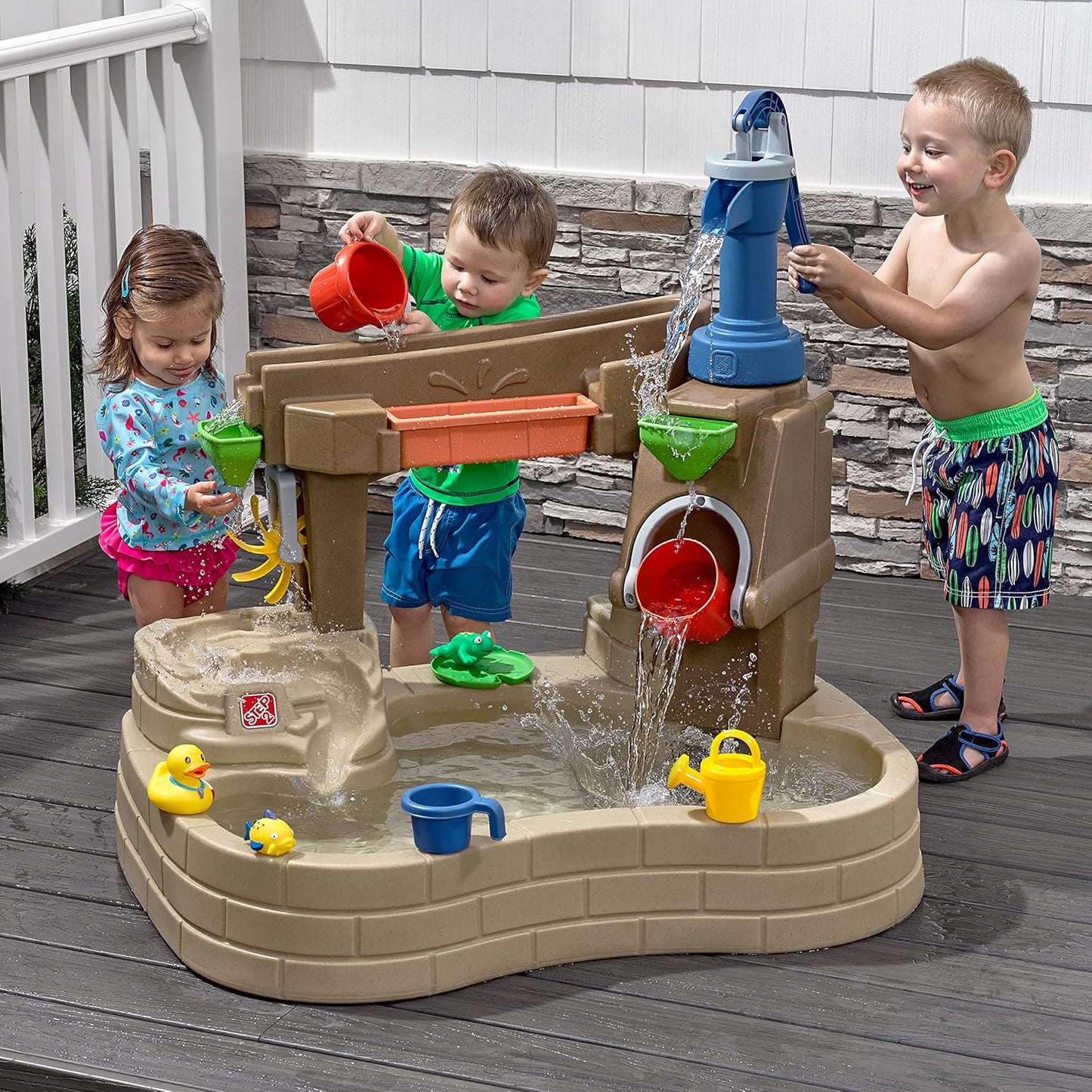 Step 2 Pump & Splash Discovery Pond Water Table